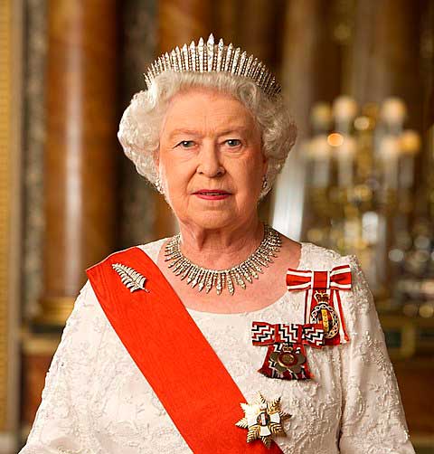 When did queen Elizabeth take the throne